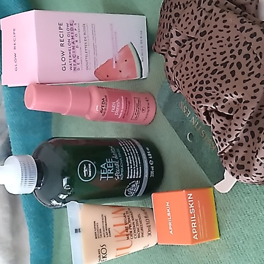 Assorted Beauty Box8
